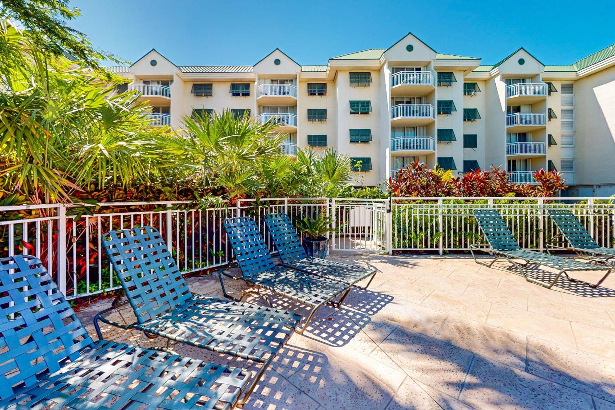 Sunrise Suites Dominican Suite #110 Key West Chambre photo
