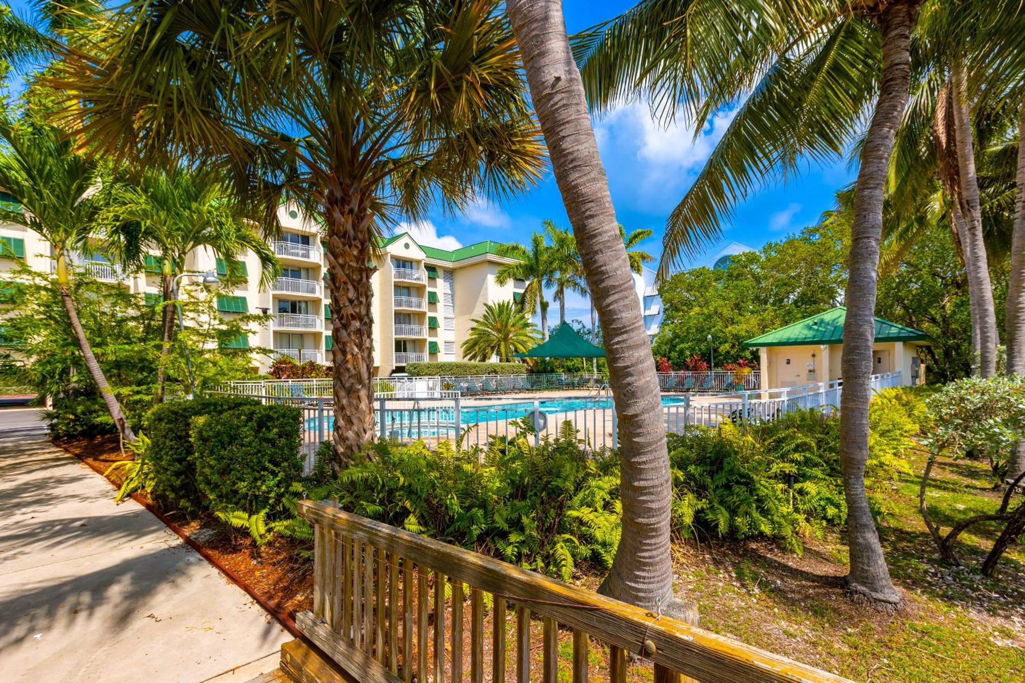 Sunrise Suites Dominican Suite #110 Key West Chambre photo